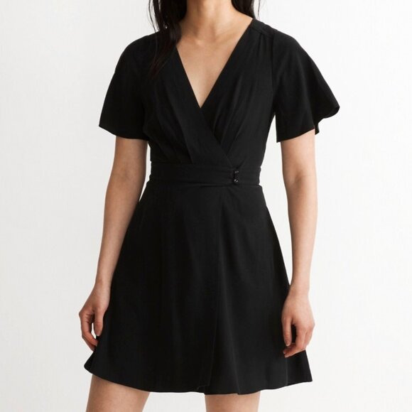 Madewell Pleated-Waist True-Wrap Mini Dress, size 2 - Picture 1 of 4